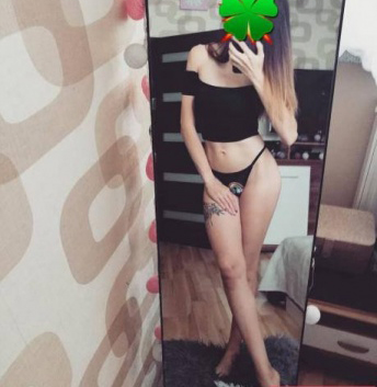 Соблазнительная брюнетка с шикарной фигурой приглашает искушенного гурмана для сладких утех и ярких впечатлений. Готова пойти на все ради твоего удовольствия. 5182, 23 года